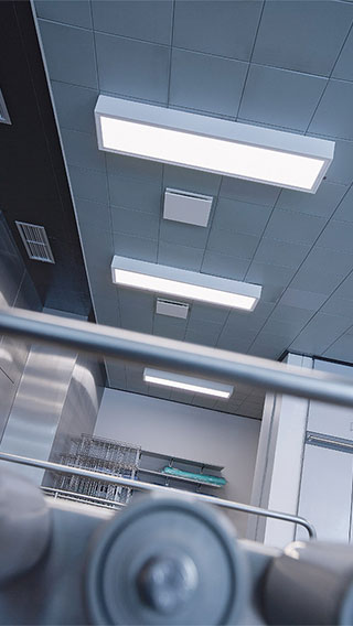 Iluminación empotrada, suministrada por Philips Healthcare Lighting en el Hospital de Holbaek en Dinamarca 