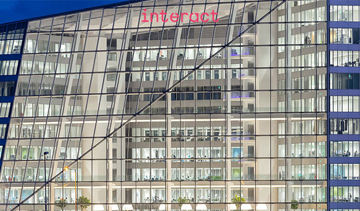 Fachada del edificio de oficinas The Edge de Ámsterdam