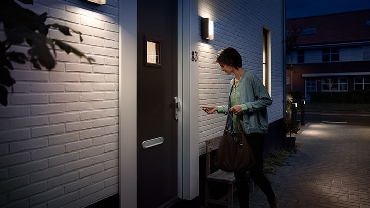 Iluminación de exterior para la zona de entrada de tu casa