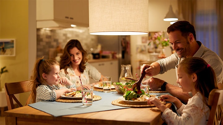 Luz blanca cálida a fría - LED Wi-Fi de Philips iluminación con WiZ Connected